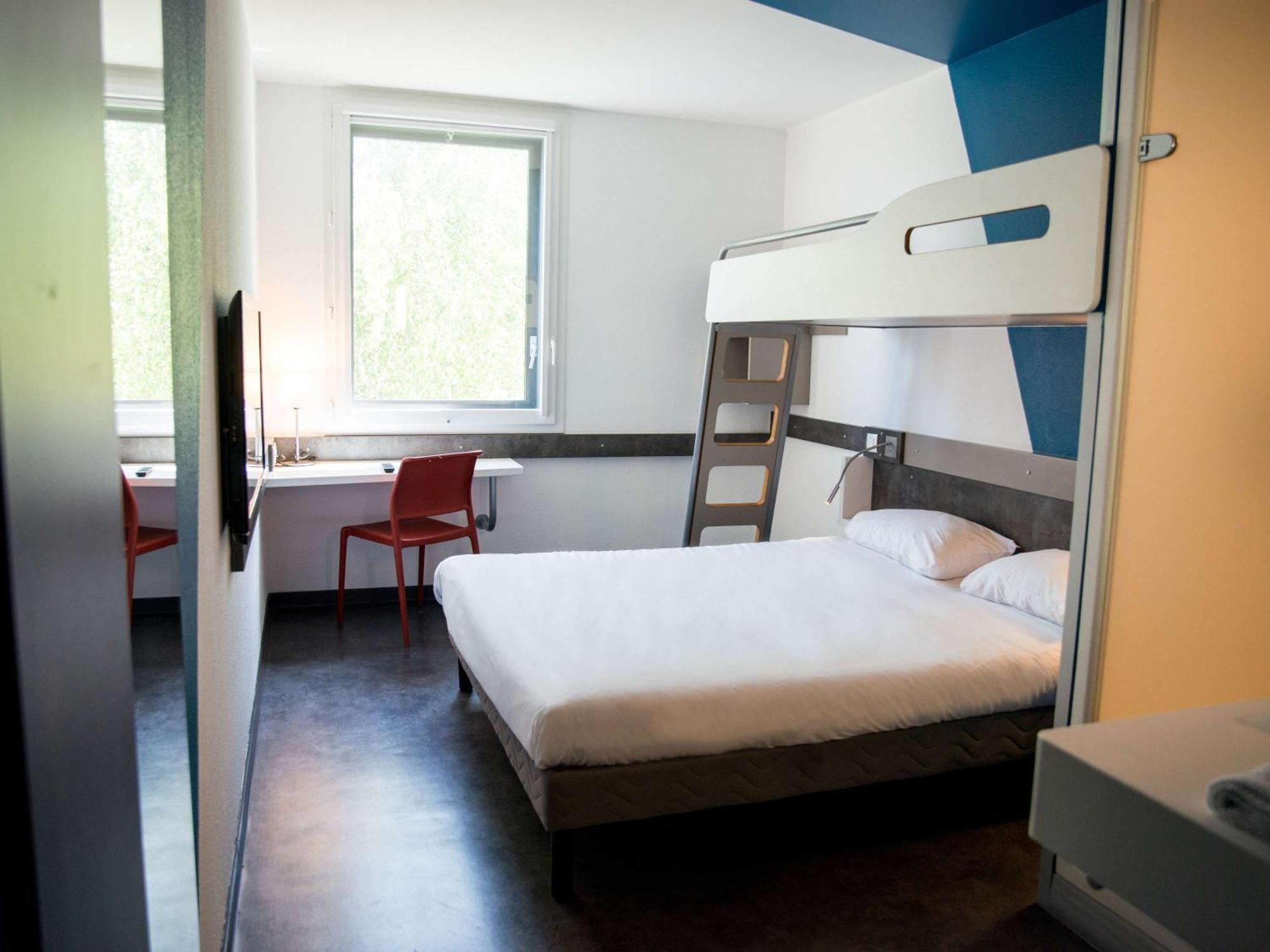 Ibis Budget Archamps Porte De Geneve מראה חיצוני תמונה