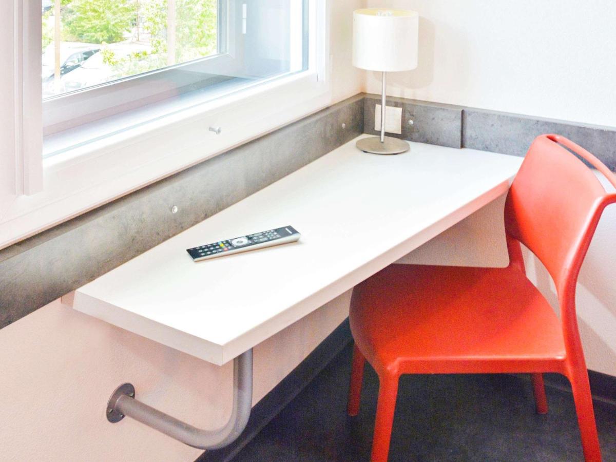 Ibis Budget Archamps Porte De Geneve מראה חיצוני תמונה
